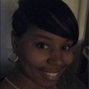 Meet your Posher, Latasha